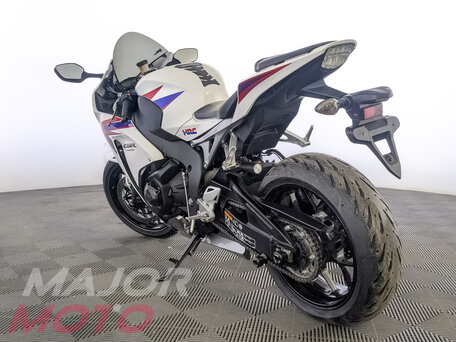 2012 Honda CBR 1000 RR/RA Fireblade, белый, 1265000 рублей, вид 3