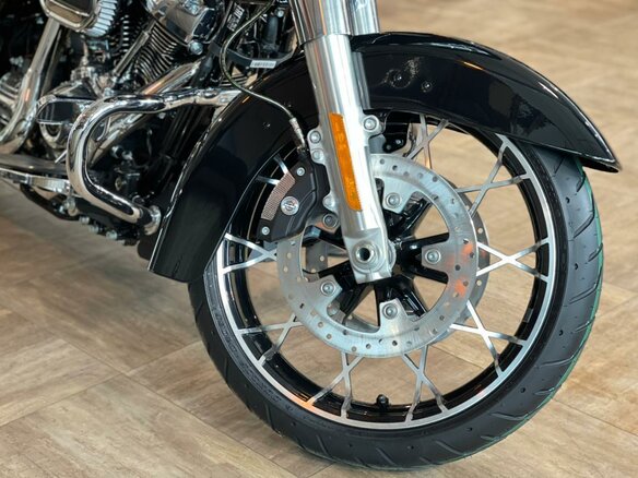 2021 Harley-Davidson Road Glide, чёрный, 3490000 рублей - вид 13