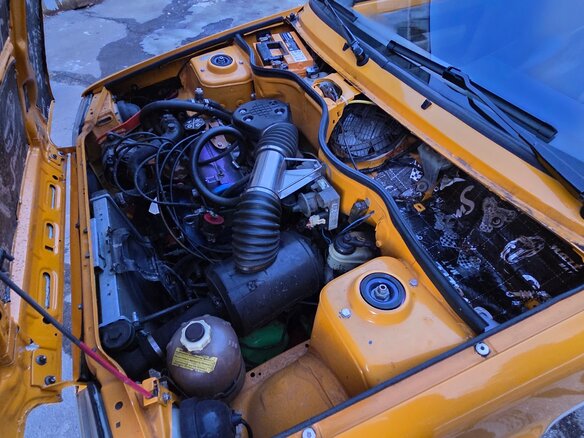 1990 Renault 5 II, жёлтый, 530000 рублей - вид 9