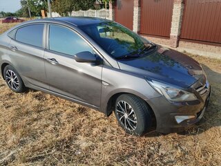 2016 Hyundai Solaris I Рестайлинг, серый, 980000 рублей, вид 4