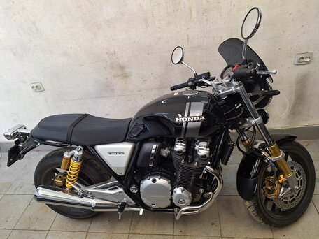 2017 Honda CB 1100, чёрный, 1750000 рублей, вид 1
