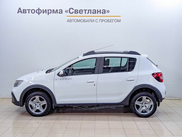 2019 Renault Sandero Stepway II Рестайлинг, белый, 1088000 рублей - вид 3