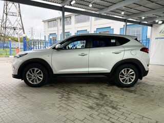2017 Hyundai Tucson III, серый, 1999999 рублей, вид 2