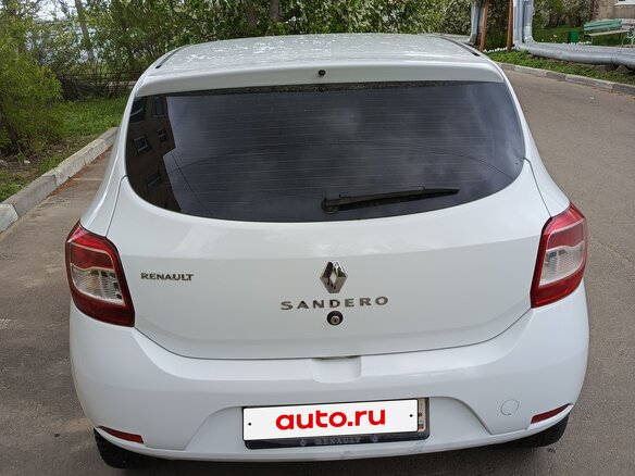 2015 Renault Sandero II, белый, 480000 рублей - вид 1