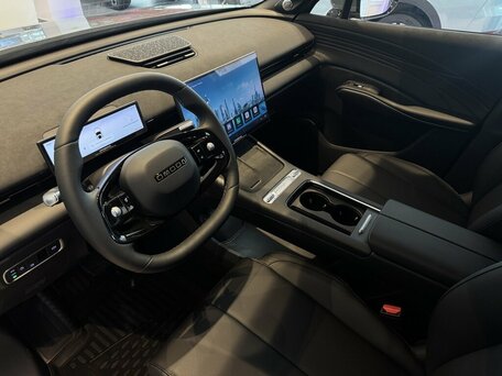 2026 Omoda C7, белый, 3299000 рублей, вид 4