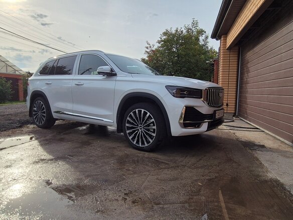 2024 Geely Monjaro (Xingyue L) I Рестайлинг (China Market), белый, 2800000 рублей - вид 6