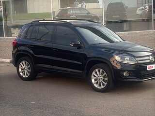 2016 Volkswagen Tiguan I Рестайлинг, чёрный, 1430000 рублей, вид 3