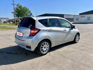 2017 Nissan Note II Рестайлинг, серый, 950000 рублей, вид 5