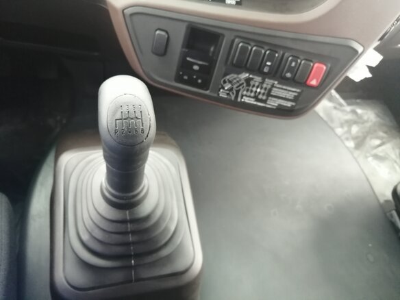 2026 КамАЗ 65955, белый, 11060000 рублей - вид 29