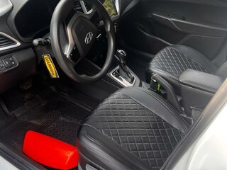 2017 Hyundai Solaris II, белый, 900000 рублей, вид 5