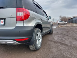 2012 Skoda Yeti I, серый, 1200000 рублей, вид 5