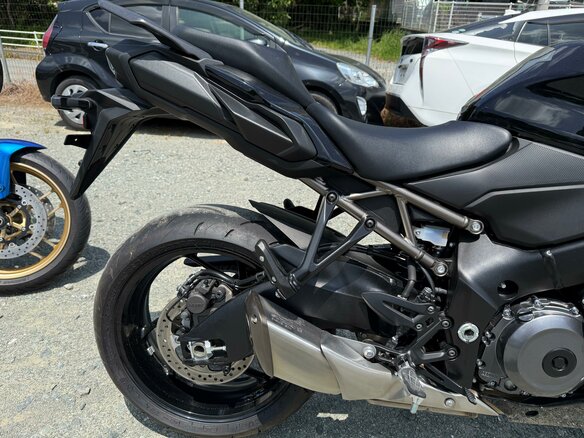 2022 Suzuki GSX-S 1000 GT, чёрный, 1195000 рублей - вид 24