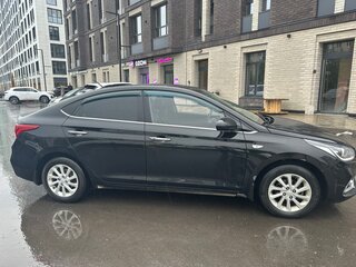 2017 Hyundai Solaris II, чёрный, 1100000 рублей, вид 5