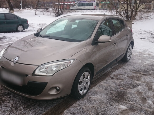 2010 Renault Megane III, бежевый