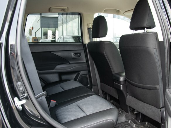2018 Mitsubishi Outlander III Рестайлинг 2, чёрный - вид 24