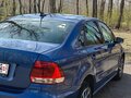 2017 Volkswagen Polo V Рестайлинг, синий, 950000 рублей - вид 4