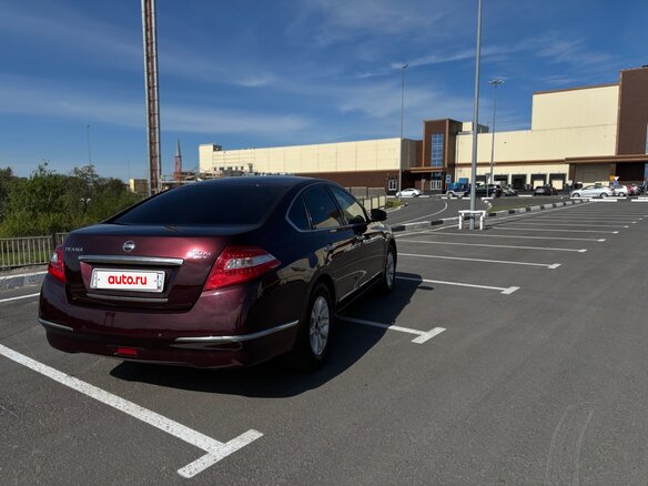 2010 Nissan Teana II (J32), пурпурный, 850000 рублей - вид 18