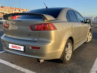 2008 Mitsubishi Lancer X, бежевый, 750000 рублей, вид 4