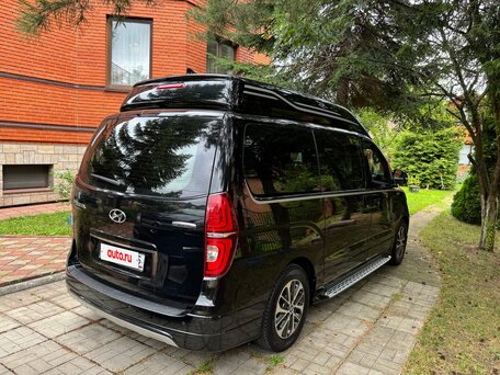 2019 Hyundai Grand Starex I Рестайлинг 2, чёрный, 3790000 рублей, вид 2