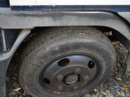 1999 Fuso (Mitsubishi) Canter, белый, 1280000 рублей, вид 3