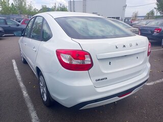 2026 Lada (ВАЗ) Granta I Рестайлинг, белый, 1218000 рублей, вид 3