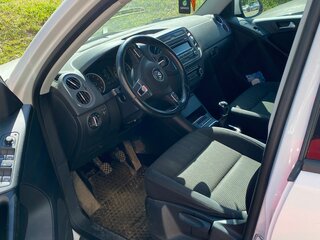 2012 Volkswagen Tiguan I Рестайлинг, белый, 1200000 рублей, вид 4