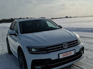 2018 Volkswagen Tiguan II, белый, 3200000 рублей, вид 4