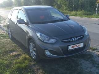 2012 Hyundai Solaris I, серый, 930000 рублей, вид 3