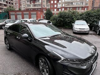 2020 Kia K5 III, чёрный, 2890000 рублей, вид 3