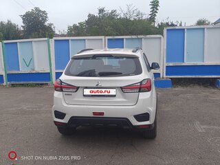 2020 Mitsubishi ASX I Рестайлинг 3, белый, 2400000 рублей, вид 4