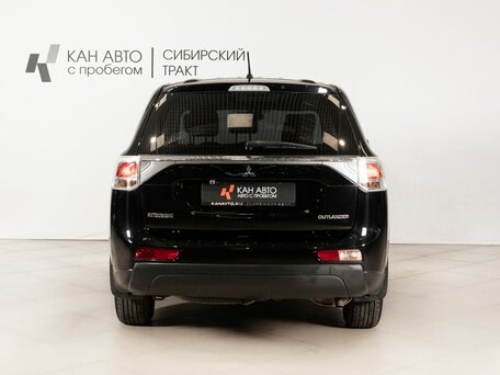 2013 Mitsubishi Outlander III, чёрный, 1072000 рублей, вид 4