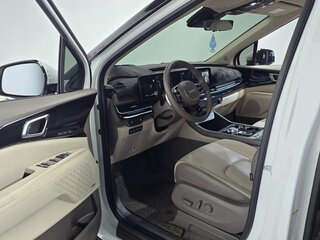 2024 Kia Carnival IV Рестайлинг, белый, 5060000 рублей, вид 3