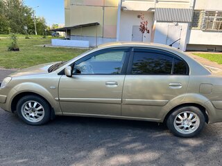 2006 Kia Rio II, бежевый, 350000 рублей, вид 4