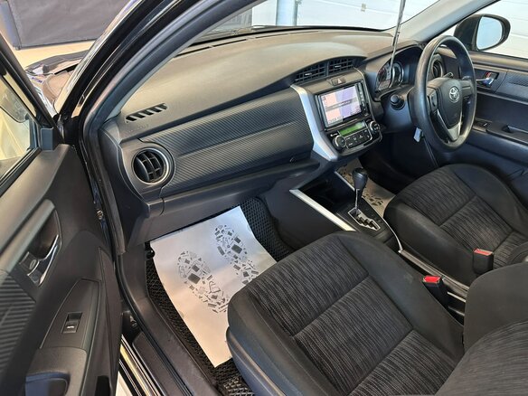 2012 Toyota Corolla Fielder XI (E160, E170, E180), чёрный - вид 12