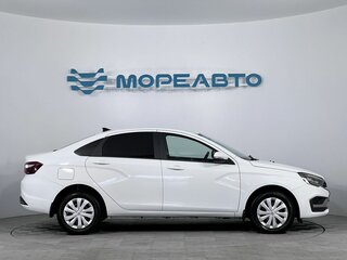 2024 Lada (ВАЗ) Vesta I Рестайлинг (NG), белый, 1260000 рублей, вид 4