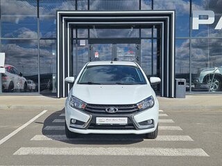 2018 Lada (ВАЗ) Vesta I, белый, 923000 рублей, вид 2