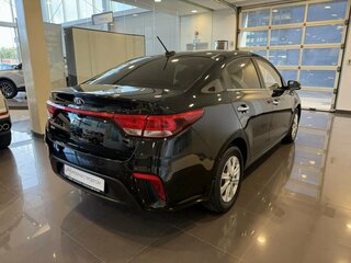 2018 Kia Rio IV, чёрный, 1170000 рублей, вид 4