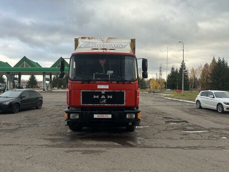 1992 MAN 19, красный, 1700000 рублей, вид 2