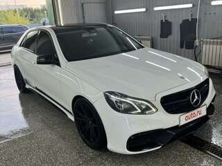 2013 Mercedes-Benz E-Класс 200 IV (W212, S212, C207) Рестайлинг, белый, 2100000 рублей, вид 1