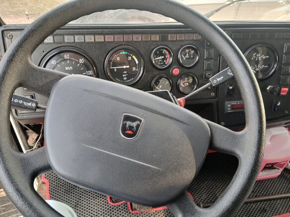 2005 МАЗ 4370, белый, 550000 рублей - вид 7