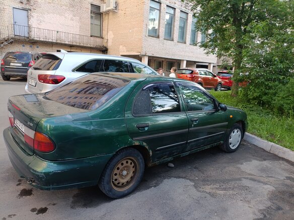 1997 Nissan Almera I (N15), зелёный - вид 3