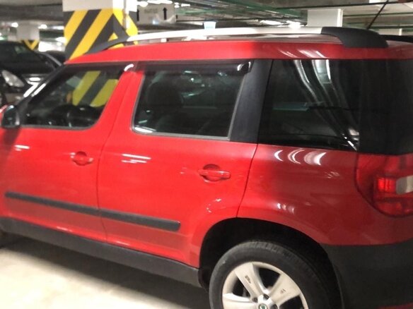 2013 Skoda Yeti I, красный, 1200000 рублей - вид 2