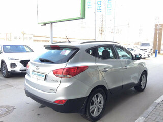 2011 Hyundai ix35 I, серебристый, 1300000 рублей, вид 3