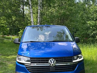 2020 Volkswagen Multivan T6 Рестайлинг, синий, 5510000 рублей, вид 4