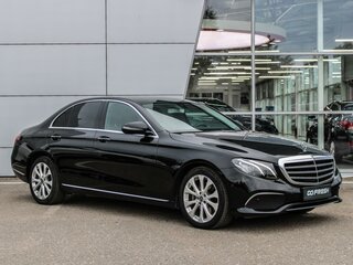2018 Mercedes-Benz E-Класс 200 V (W213, S213, C238), чёрный, 2760000 рублей, вид 1