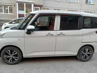 2017 Toyota Roomy I, белый, 860000 рублей, вид 1