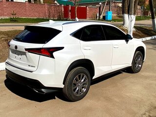 2020 Lexus NX 300 I Рестайлинг, белый, 3588203 рублей, вид 3