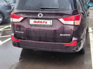 2014 SsangYong Stavic, красный, 1700000 рублей, вид 3
