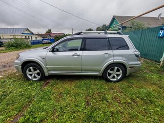2002 Mitsubishi Outlander I, серый, 410000 рублей, вид 3