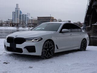 2018 BMW 5 серии 523i VII (G30/G31/G38), белый, 3100000 рублей, вид 2